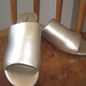 Like New, East 5th Gold Mule, Sz. 7.5